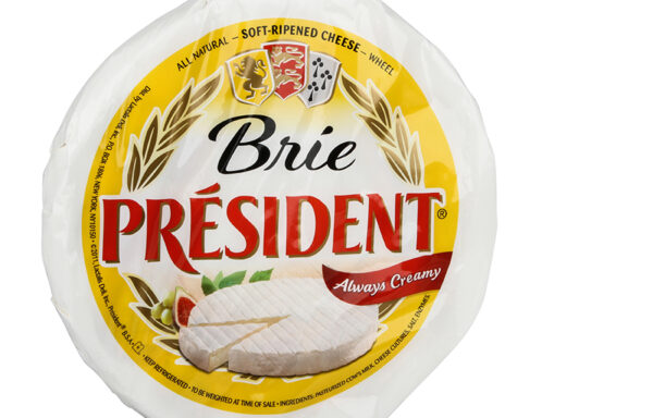 PRESIDENT : 2 LB. BRIE 60% PLAIN X2 WITH NLEA STICKERS