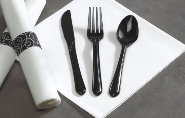 CATERWRAP, K-F-S WHITE NAPKIN HVYWT BLACK PLASTIC WRAPPED WITH BAND